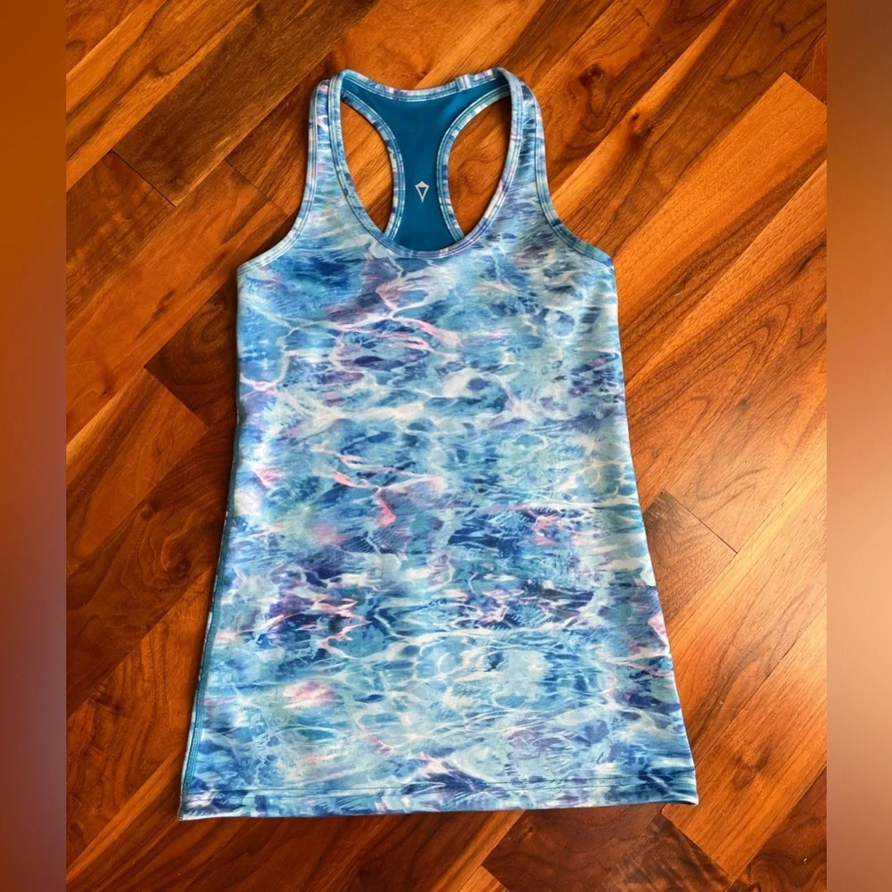 Ivivva reversible tank, EUC